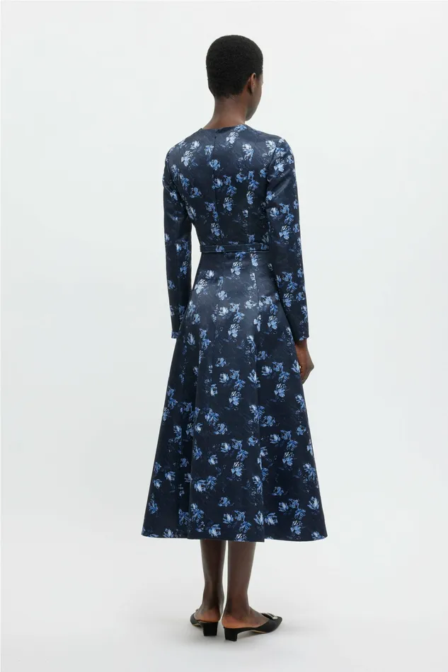 Dresses Emilia Wickstead Women Capucine Dress In Ditsy Rose On Navy Taffeta Faille Dresses Emilia Wickstead Women Capucine Dress In Ditsy Rose On Navy Taffeta Faille