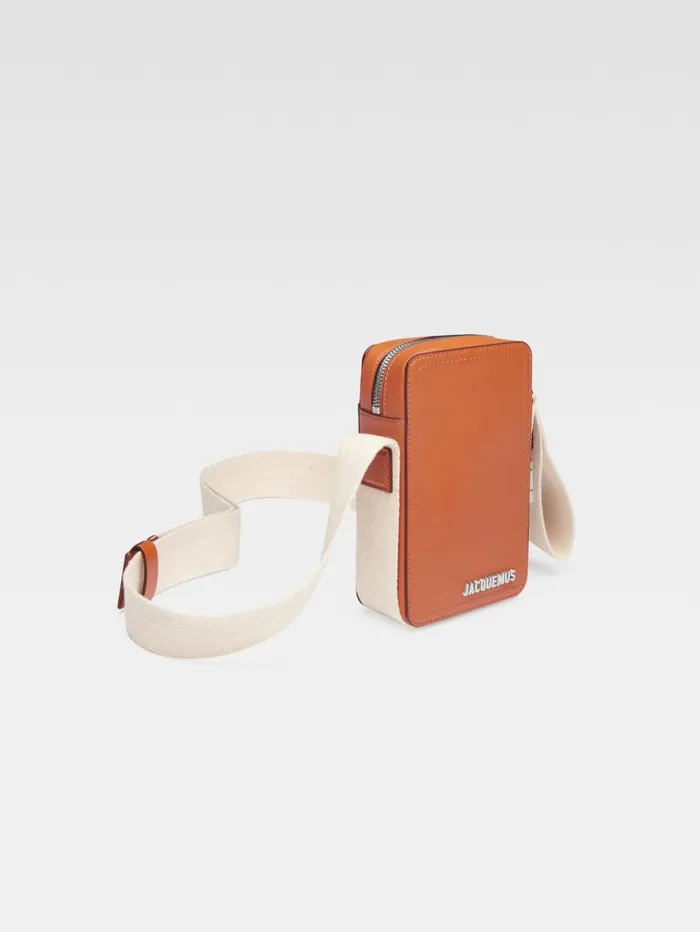 Men Bags JACQUEMUS The Vertical Cuerda Light Brown Men Bags JACQUEMUS The Vertical Cuerda Light Brown