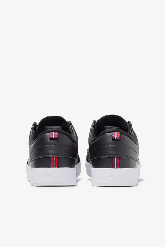 Men Sneakers Fila Sanati 021 Blackwhiteblack Men Sneakers Fila Sanati 021 Blackwhiteblack