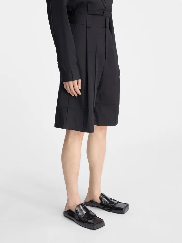 Men Trousers and Shorts JACQUEMUS The Navega Pleated Shorts Black Men Trousers and Shorts JACQUEMUS The Navega Pleated Shorts Black