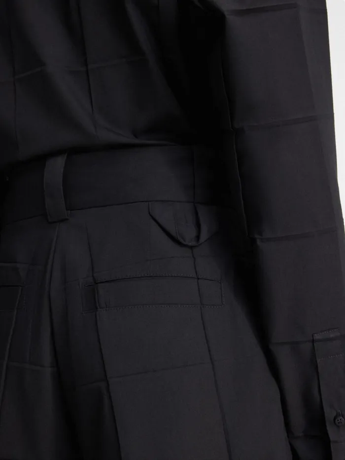 Men Trousers and Shorts JACQUEMUS The Navega Pleated Shorts Black Men Trousers and Shorts JACQUEMUS The Navega Pleated Shorts Black