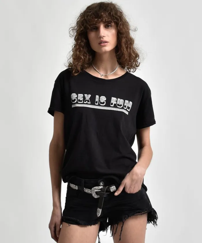 One Teaspoon Graphic Tees SEX IS FUN TEE BLACK 8211 Women One Teaspoon Graphic Tees SEX IS FUN TEE BLACK 8211 Women