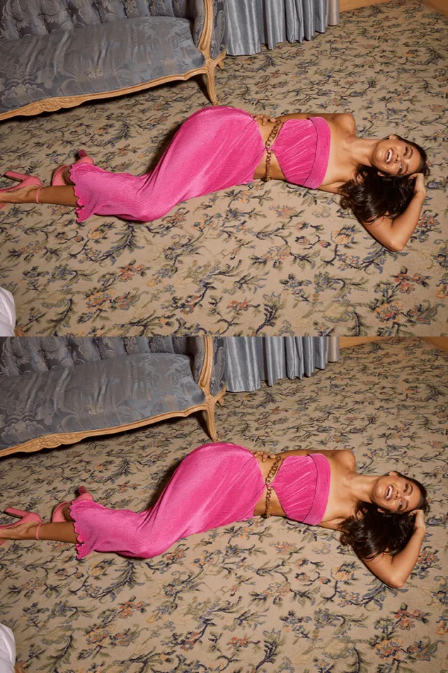 Runaway The Label Midi Shop ASH STRAPLESS DRESS 8211 FUCHSIA Runaway The Label Midi Shop ASH STRAPLESS DRESS 8211 FUCHSIA