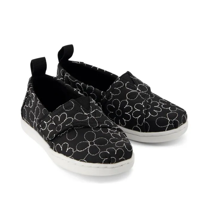 Toms TOMS Classics Alpargata Toddler Shoe Black Quilted Daisy 8211 KidsWomen Toms TOMS Classics Alpargata Toddler Shoe Black Quilted Daisy 8211 KidsWomen