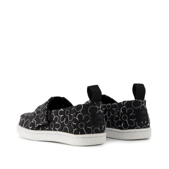 Toms TOMS Classics Alpargata Toddler Shoe Black Quilted Daisy 8211 KidsWomen Toms TOMS Classics Alpargata Toddler Shoe Black Quilted Daisy 8211 KidsWomen