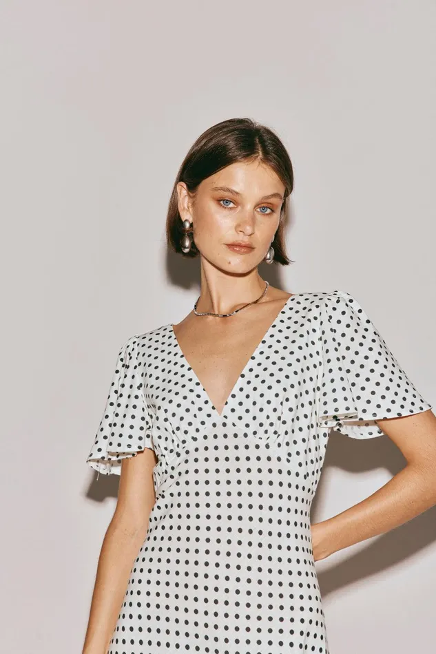 VRG GRL Summer Nostalgia Bias Cut Midi Dress White Women MidiMaxi Dresses VRG GRL Summer Nostalgia Bias Cut Midi Dress White Women MidiMaxi Dresses