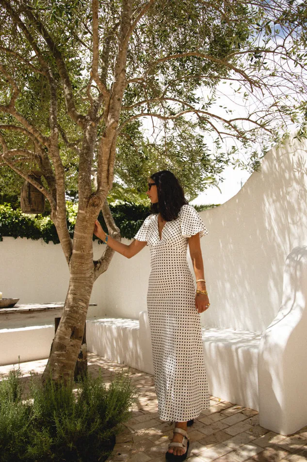 VRG GRL Summer Nostalgia Bias Cut Midi Dress White Women MidiMaxi Dresses VRG GRL Summer Nostalgia Bias Cut Midi Dress White Women MidiMaxi Dresses