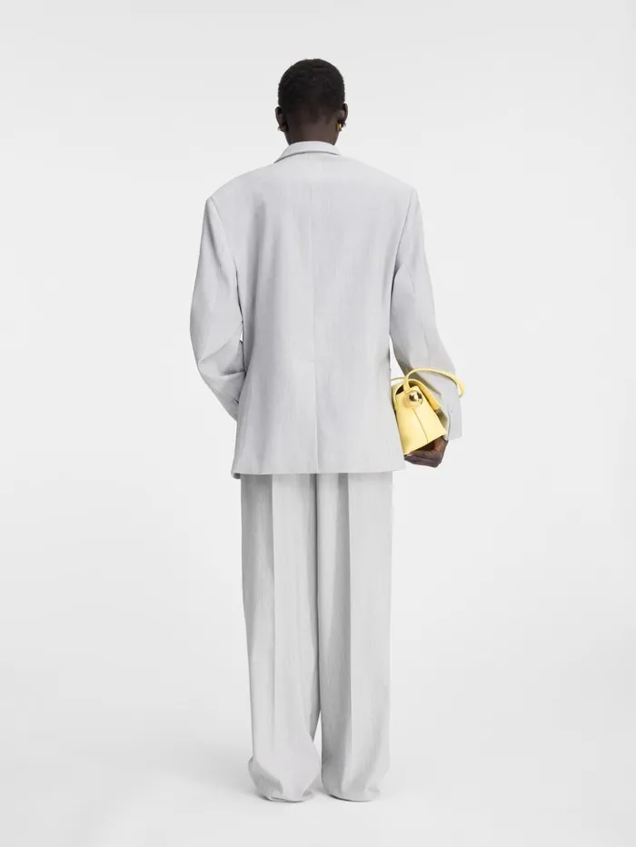 Women Coats and Jackets JACQUEMUS The Man039s Jacket Light Grey Women Coats and Jackets JACQUEMUS The Man039s Jacket Light Grey