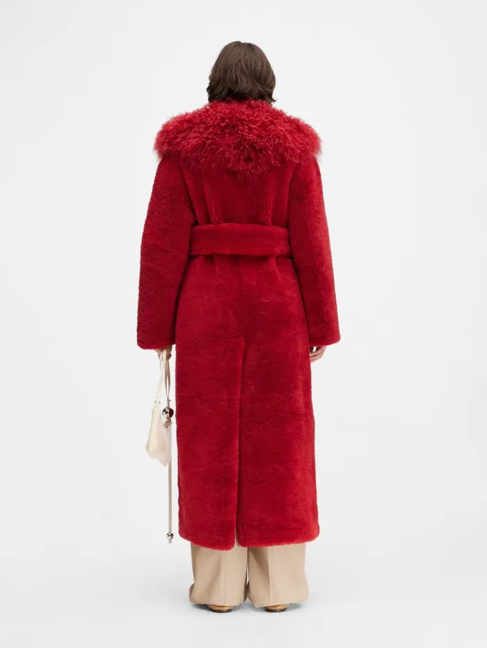 Women Coats and Jackets JACQUEMUS The Pilou Long Coat Dark Red Women Coats and Jackets JACQUEMUS The Pilou Long Coat Dark Red