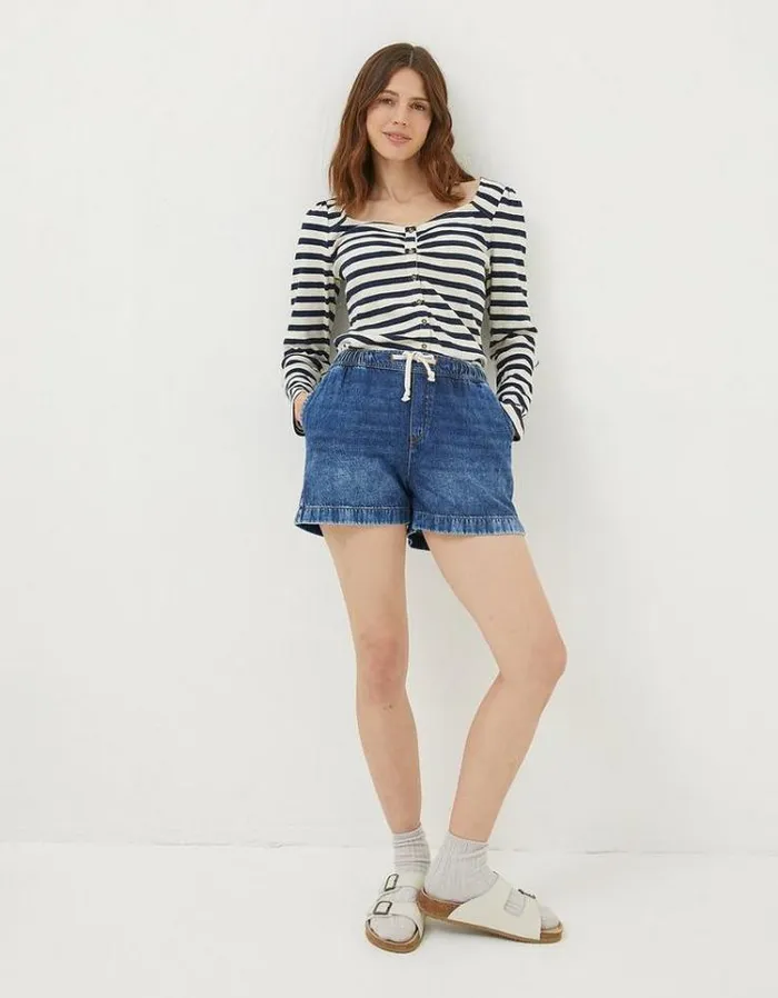 Women FatFace Vacation Shop Ashby Pull On Denim Shorts Vintage Blue