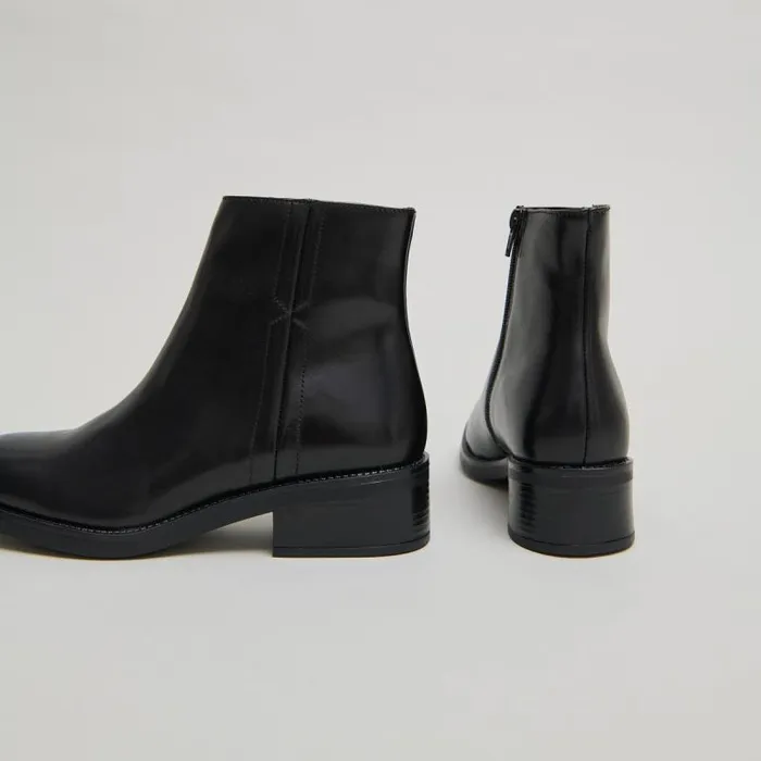 Women Lowboots With Elastic Straps And Openwork Details Black JONAK Ankle Boots Lowboots