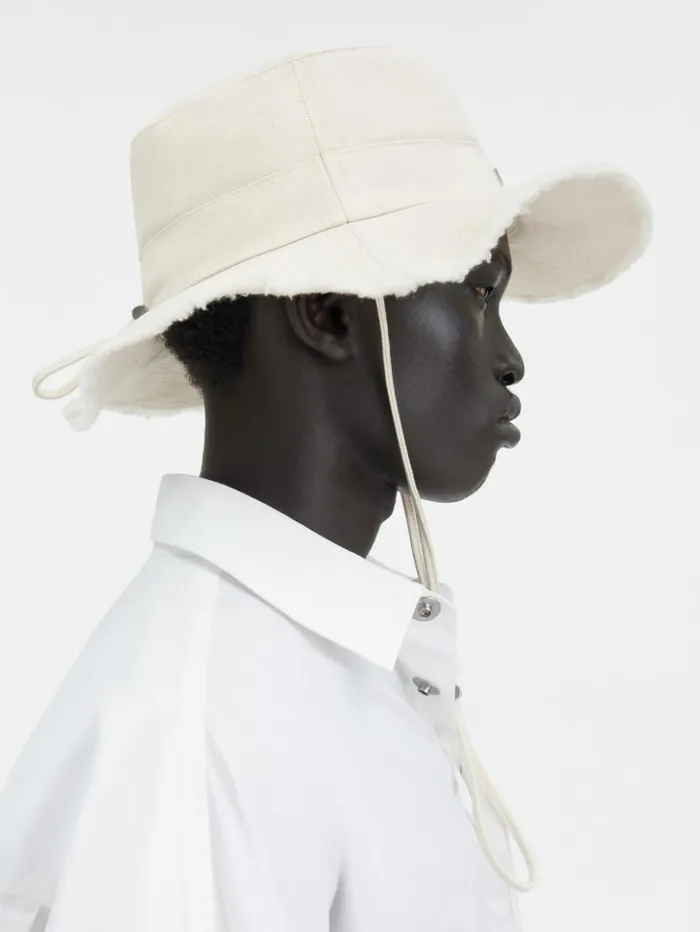 WomenMen Hats JACQUEMUS The Artichaut Bucket Hat Offwhite WomenMen Hats JACQUEMUS The Artichaut Bucket Hat Offwhite